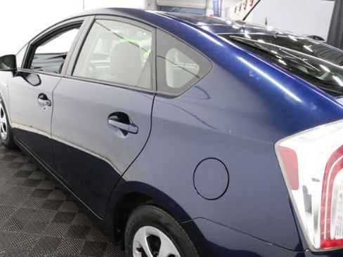 Used 2013 Toyota Prius Three image 10