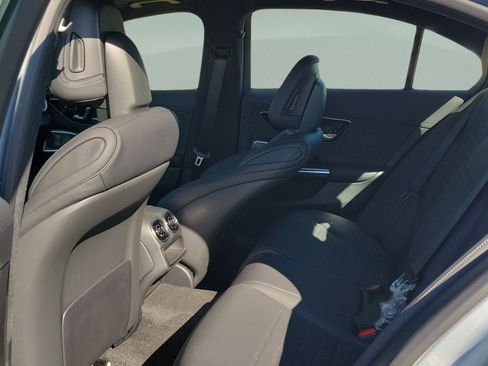 Used 2026 Mercedes-Benz C 300 Sedan image 9