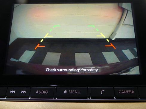 Used 2022 Nissan Sentra SV w/ SV Premium Package FWD image 13