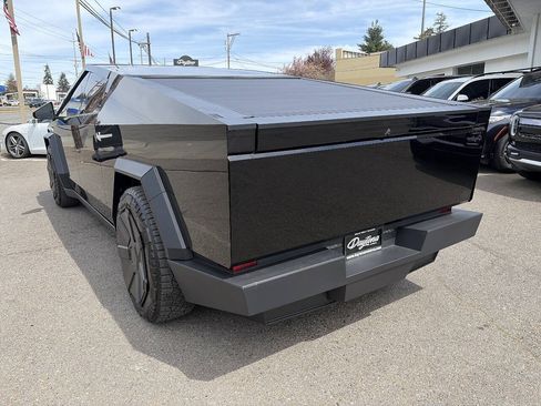 Used 2024 Tesla Cybertruck Cyberbeast AWD/4WD image 3