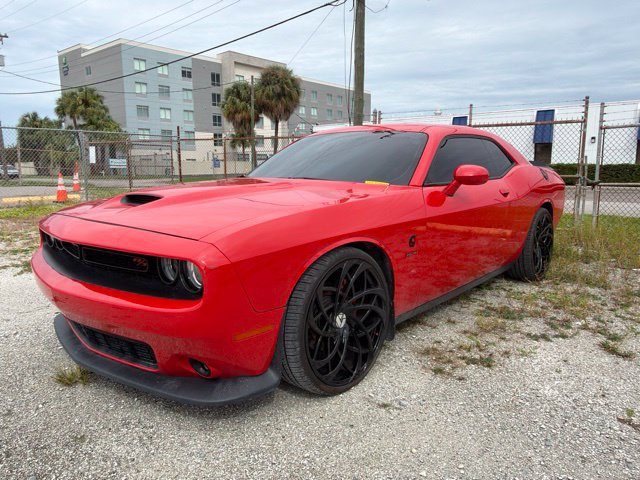 Used 2020 Dodge Challenger R/T w/ Blacktop Package RWD image 3