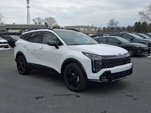 New 2026 Kia Sportage X-Line w/ X-Line Technology Package image 3