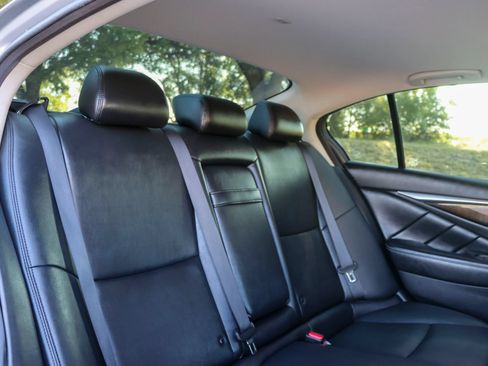 Used 2018 INFINITI Q50 Luxe RWD image 18