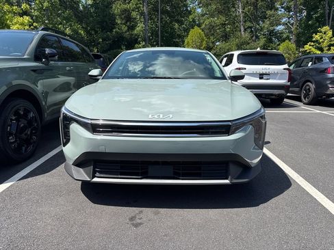 Used 2025 Kia K4 EX FWD image 2