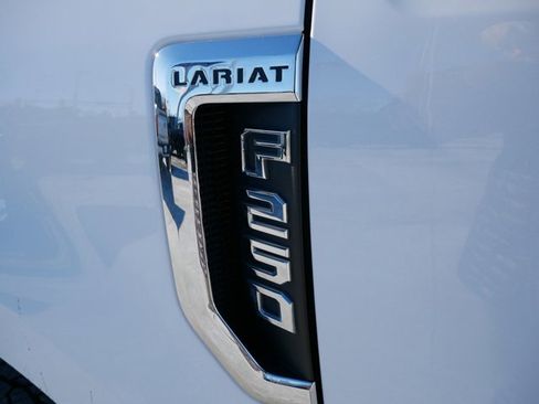 Certified 2022 Ford F250 Lariat w/ Chrome Package image 12