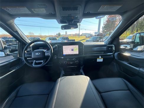 New 2026 Ford F250 Lariat w/ FX4 Off-Road Package image 16