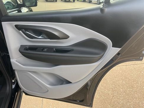 Used 2023 GMC Terrain SLE w/ Driver Convenience Package image 46