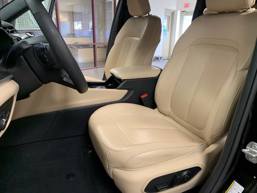 Used 2023 Jeep Grand Cherokee Limited RWD image 7