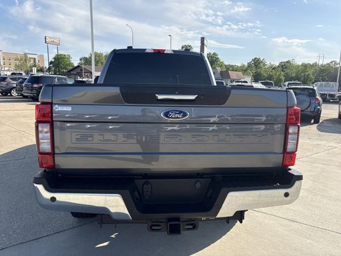 Used 2021 Ford F250 XLT w/ XLT Premium Package AWD/4WD image 4