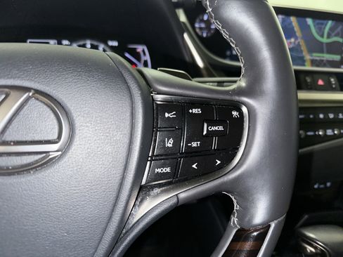 Used 2021 Lexus ES 250 w/ Premium Package AWD/4WD image 20