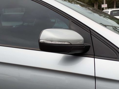 Used 2023 Ford Edge ST image 12