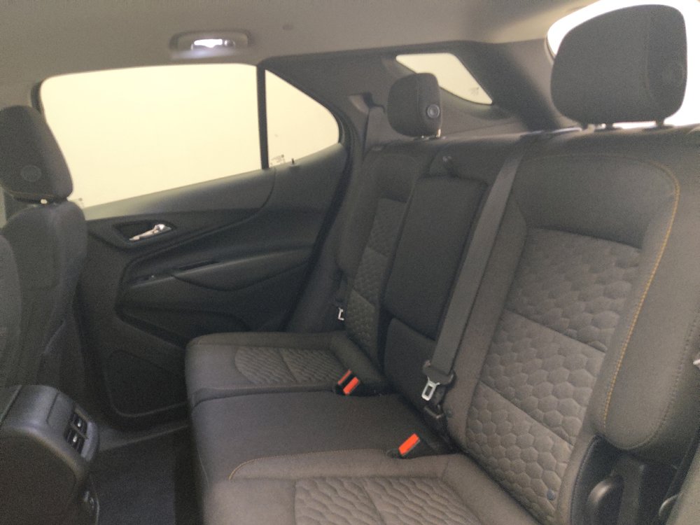 Used 2019 Chevrolet Equinox LT FWD image 18
