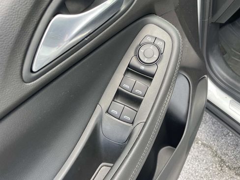 Used 2021 Buick Encore GX Preferred FWD image 18