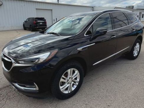 Used 2019 Buick Enclave Essence AWD/4WD image 6