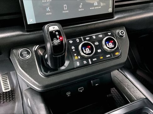 Used 2023 Land Rover Defender 110 Carpathian Edition AWD/4WD image 18