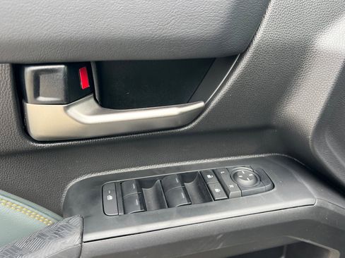 New 2025 Toyota Tacoma Trailhunter image 8