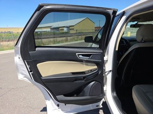 Used 2017 Ford Edge SEL w/ Equipment Group 201A AWD/4WD image 14
