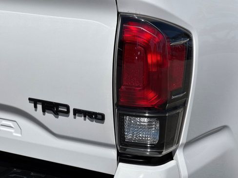Used 2019 Toyota Tacoma TRD Pro AWD/4WD image 27