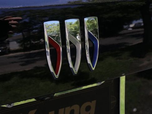 New 2025 Buick Envision Preferred image 6