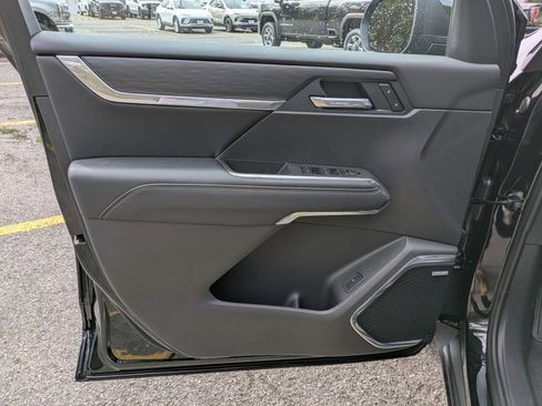 New 2026 GMC Acadia Elevation w/ Black Edition AWD/4WD image 9