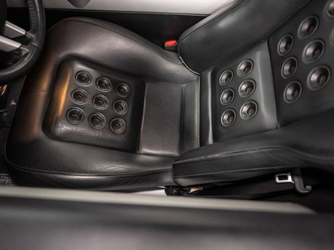 Used 2005 Ford GT image 39