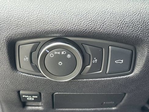 Used 2017 Lincoln Continental Reserve w/ Luxury Package AWD/4WD image 41