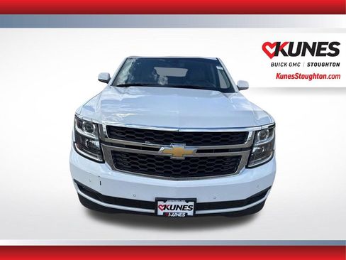 Used 2019 Chevrolet Suburban LT AWD/4WD image 3