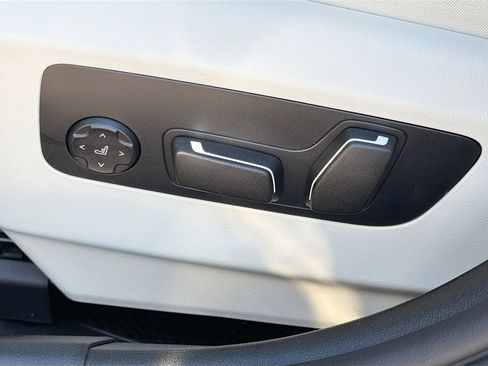 New 2026 BMW 530i w/ M Sport Package image 24