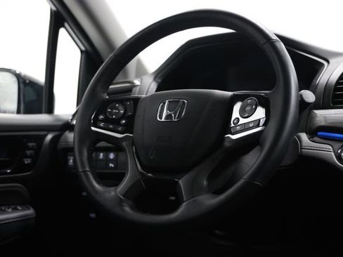 Used 2023 Honda Odyssey Elite image 41