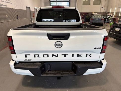 New 2026 Nissan Frontier SV AWD/4WD image 4