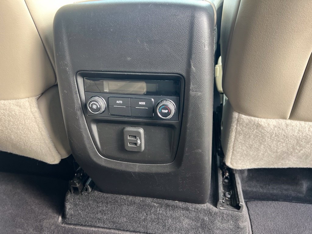 Used 2020 Buick Enclave Essence FWD image 17