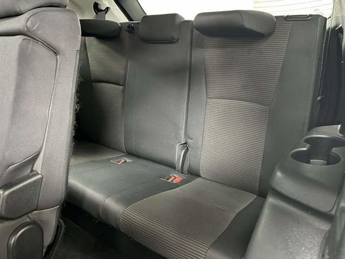 Used 2023 Toyota Highlander LE AWD/4WD image 18