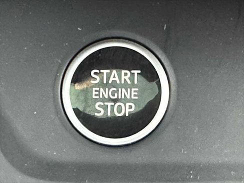 Used 2024 Audi Q3 2.0T Premium Plus image 37