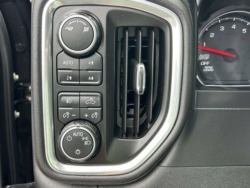 Used 2019 Chevrolet Silverado 1500 LT Trail Boss AWD/4WD image 19
