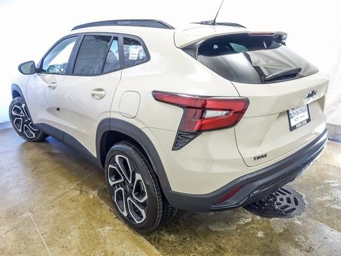 New 2026 Chevrolet Trax RS image 7