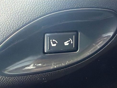 Used 2017 INFINITI QX50 Base w/ Deluxe Touring Package image 13