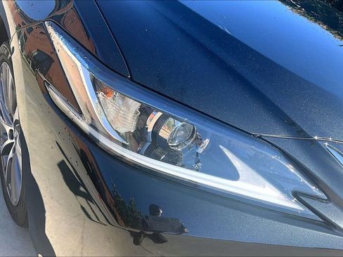 Used 2021 Lexus ES 350 w/ Premium Package FWD image 39