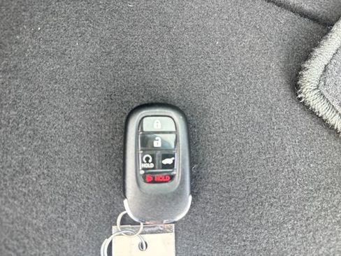 Certified 2025 Honda Civic Sport image 38