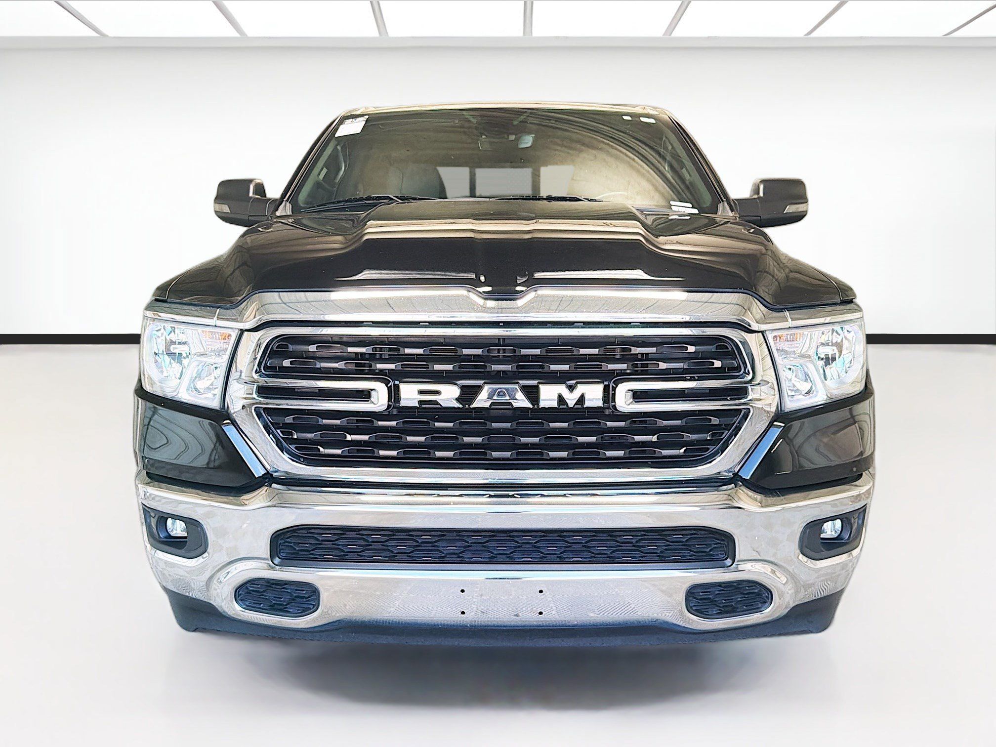 Used 2023 RAM 1500 Big Horn AWD/4WD image 2