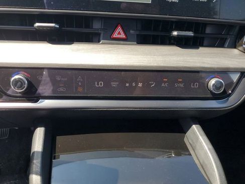 New 2024 Kia Sportage X-Line image 18