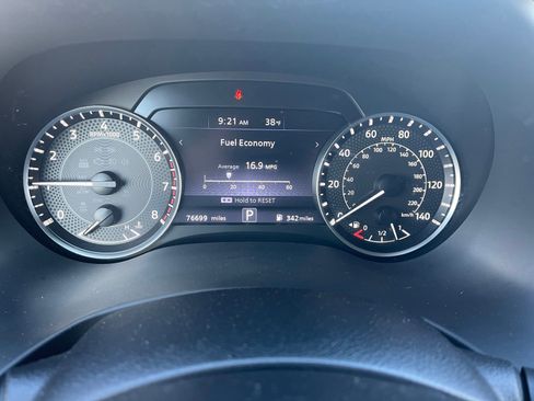 Used 2022 Nissan Armada SL w/ Midnight Edition Package image 9