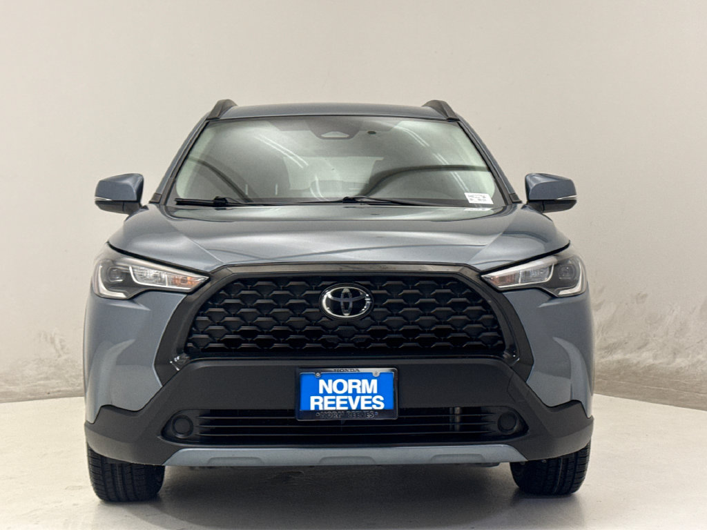 Used 2023 Toyota Corolla Cross LE FWD image 3