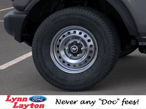 New 2025 Ford Bronco 4-Door image 21