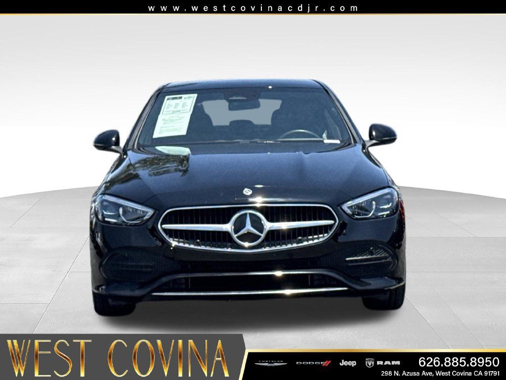 Used 2025 Mercedes-Benz C 300 Sedan image 3