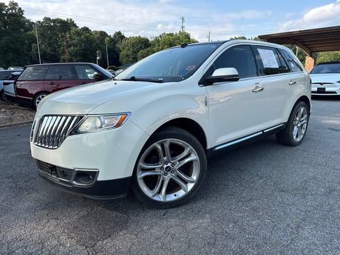 Used 2013 Lincoln MKX FWD image 1
