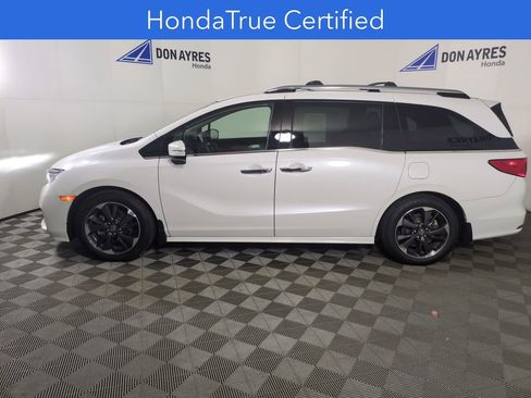Certified 2024 Honda Odyssey Elite image 2