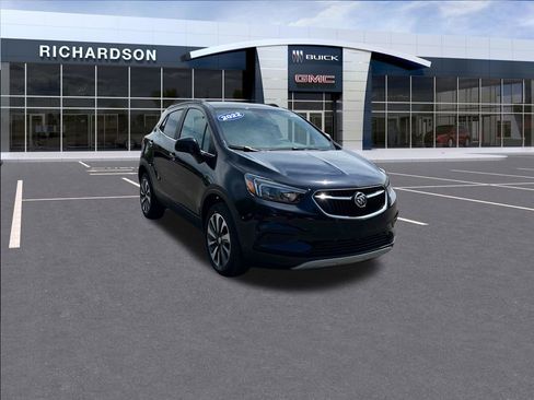 Used 2022 Buick Encore Preferred w/ Safety Package AWD/4WD image 8