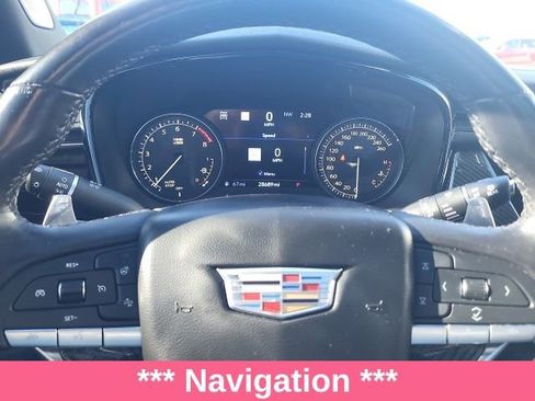 Used 2023 Cadillac XT6 Sport image 12