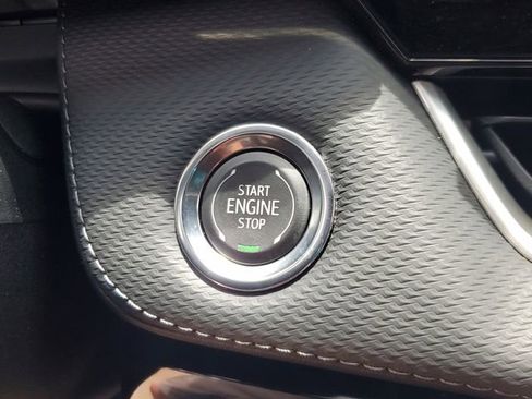Used 2026 Chevrolet Equinox LT FWD image 29