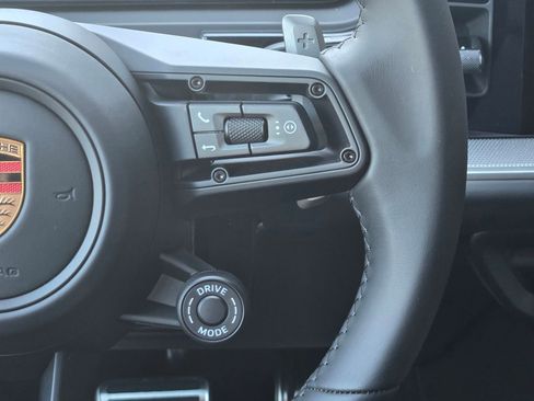 New 2025 Porsche Cayenne S AWD/4WD image 17